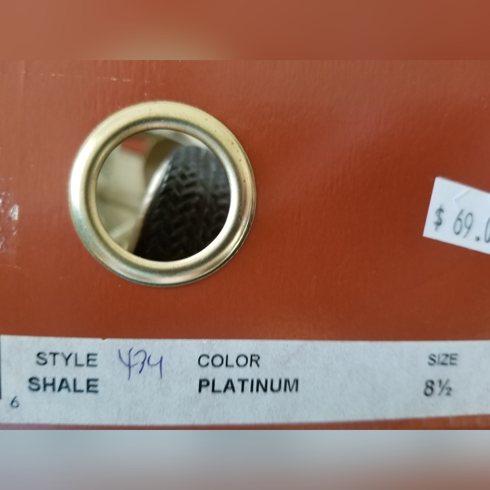 New Italian Shoemakers Shale Platinum Wedge 8.5 - Picture 7 of 7